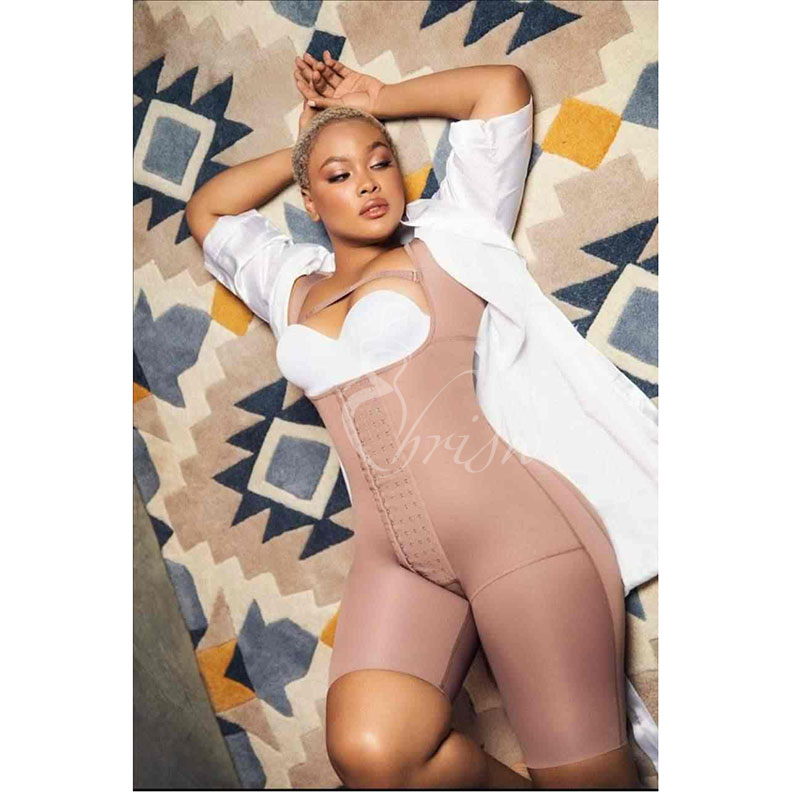 The perfect girdle to achieve the figure you’ve always wanted. Satisfy all your needs.
